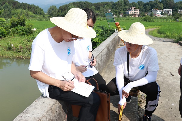 1b947e87d5004e66b85b1472fdef45c8.jpg 1.jpg