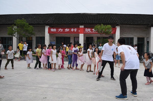 ec5732b30cd344de9e200e8eb7909281.jpg 3.jpg