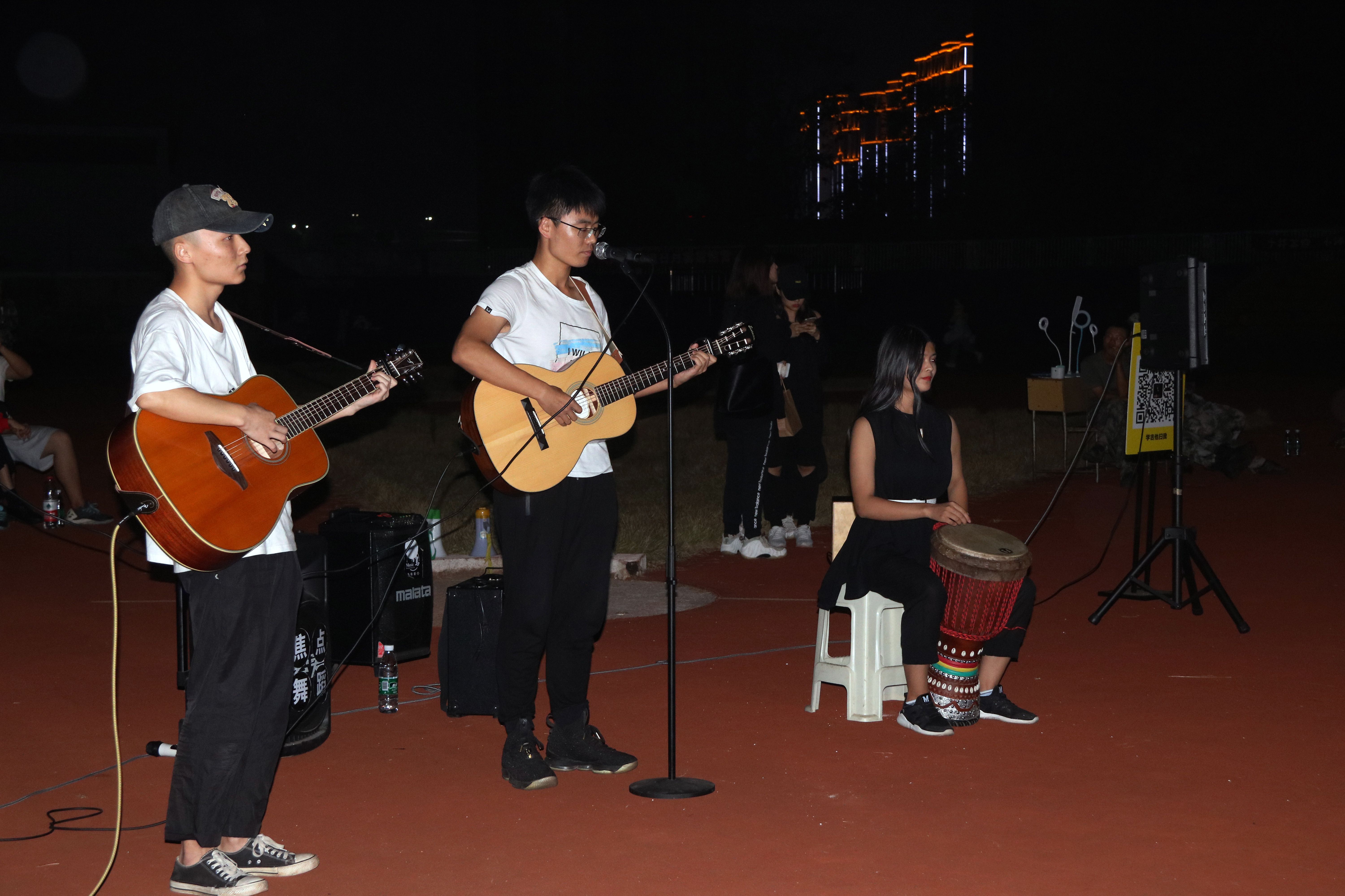 20dd1d1dae694f32a00a041b07e81b52.jpg 20dd1d1dae694f32a00a041b07e81b52.jpg