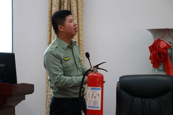 05d5539e7f6642ffb5a457aadd06b12f.jpg 00.JPG