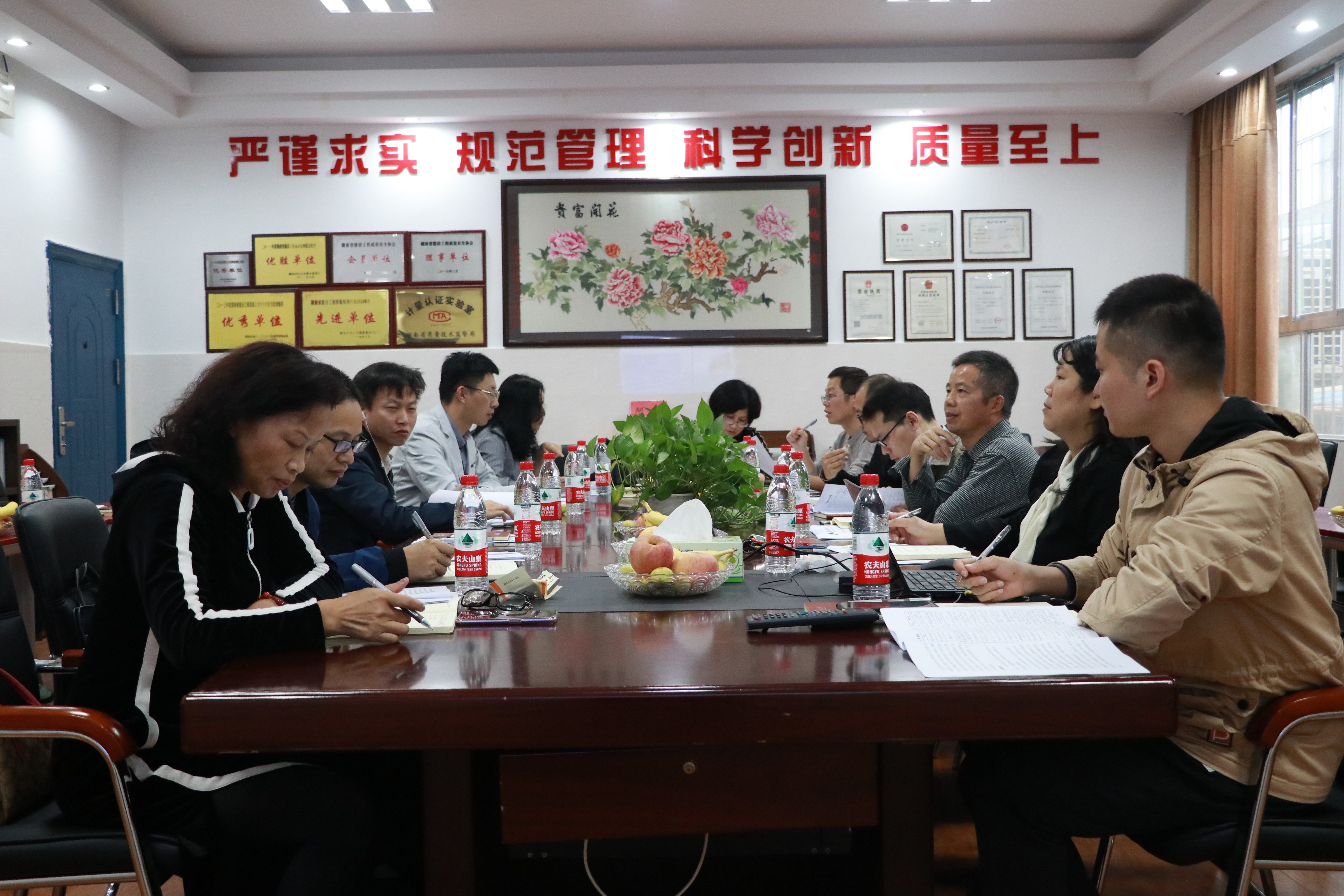 b808f87370004000aac928e0e0a6c95c.jpg b808f87370004000aac928e0e0a6c95c.jpg