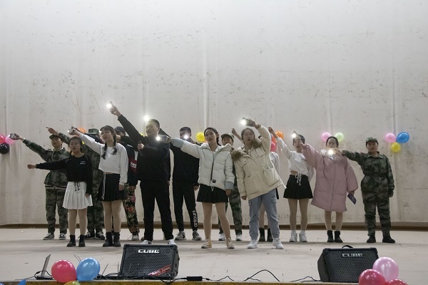 05e98782c7844134ba49c227f965161d.jpg IMG_7288.jpg